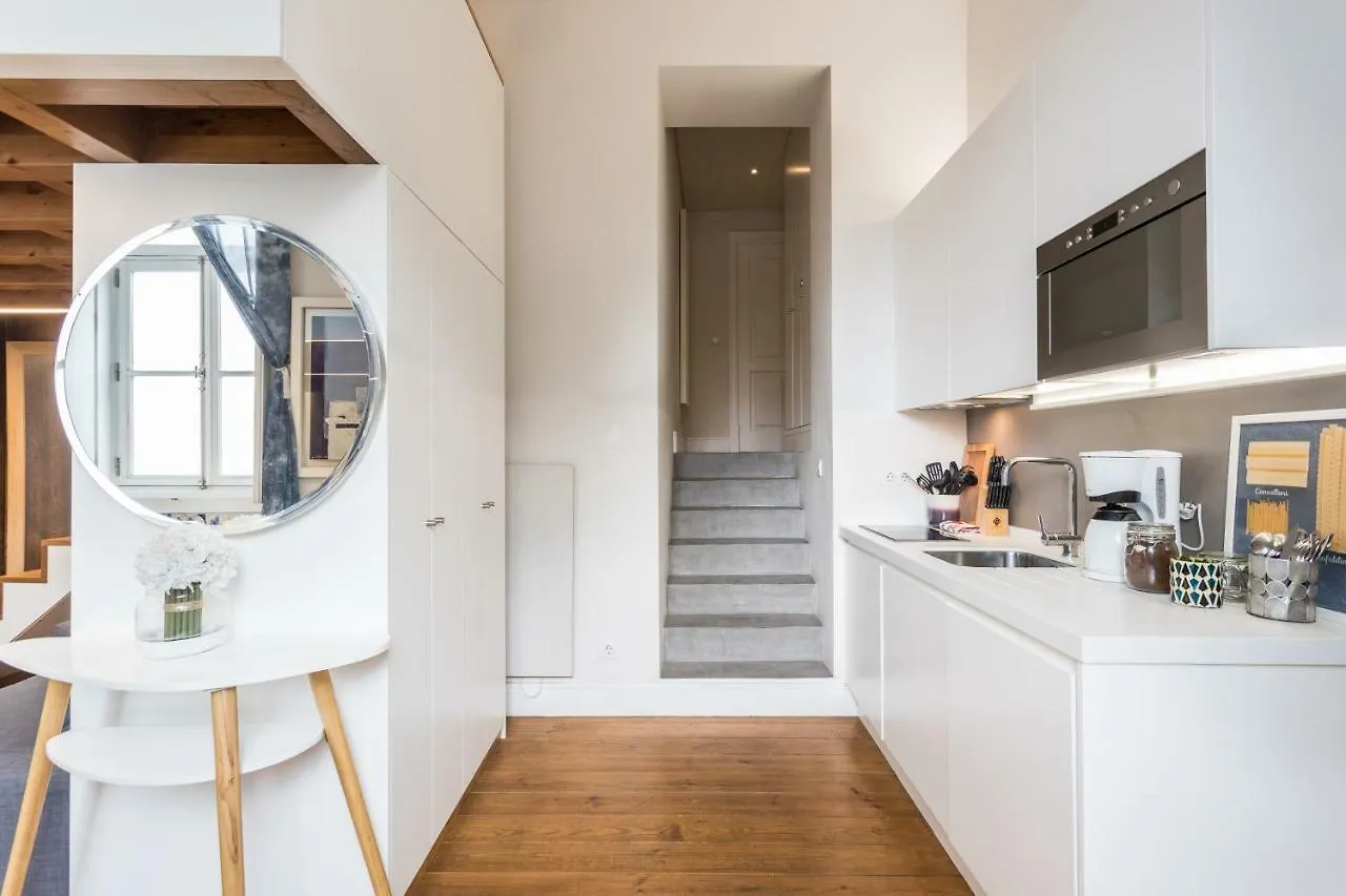 Alfama Blue Studio Loft Apartment - By Lu Holidays Lisbon