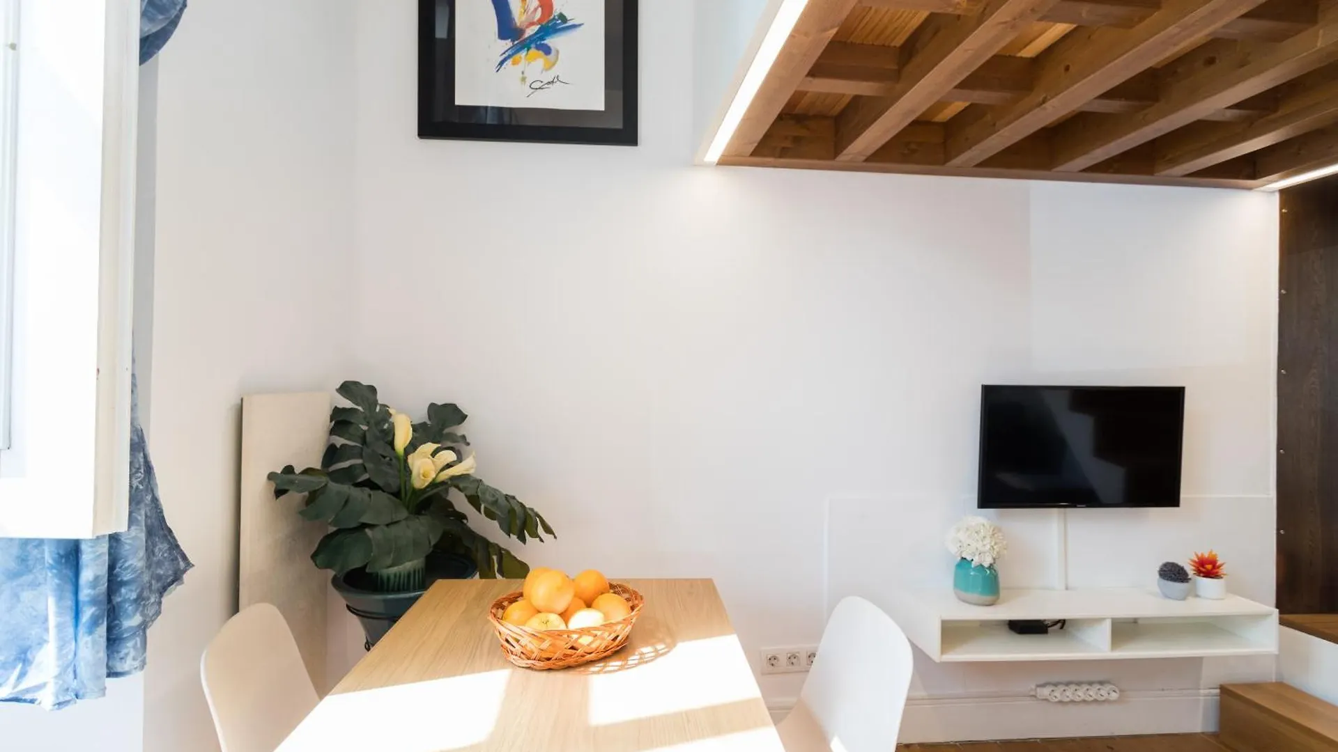 Alfama Blue Studio Loft Apartment - By Lu Holidays Lisbon Portugal