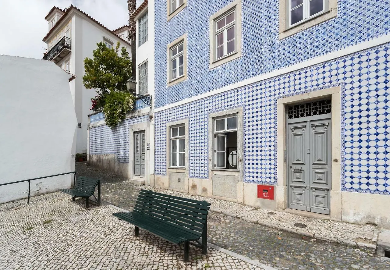 Alfama Blue Studio Loft Apartment - By Lu Holidays Lisbon