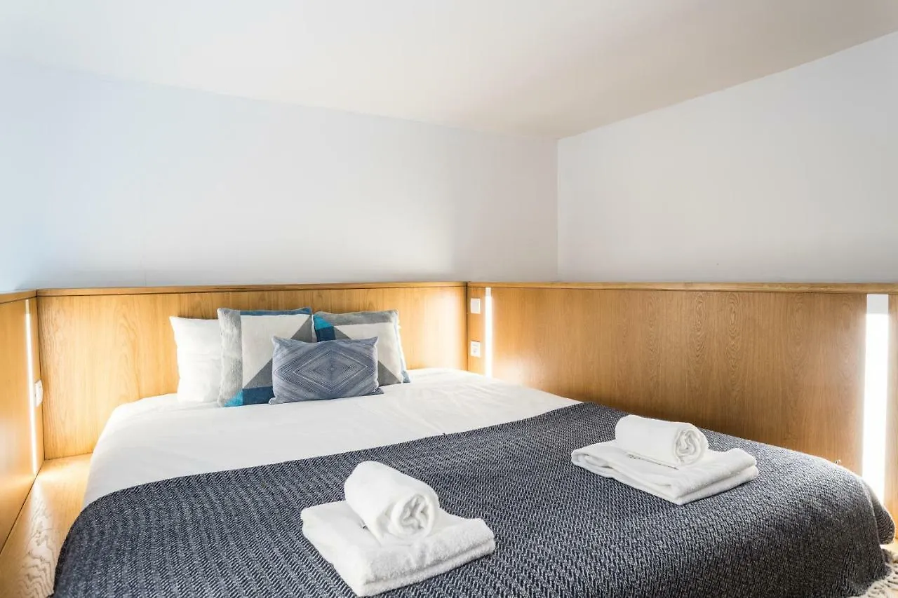 Alfama Blue Studio Loft Apartment - By Lu Holidays Lisbon