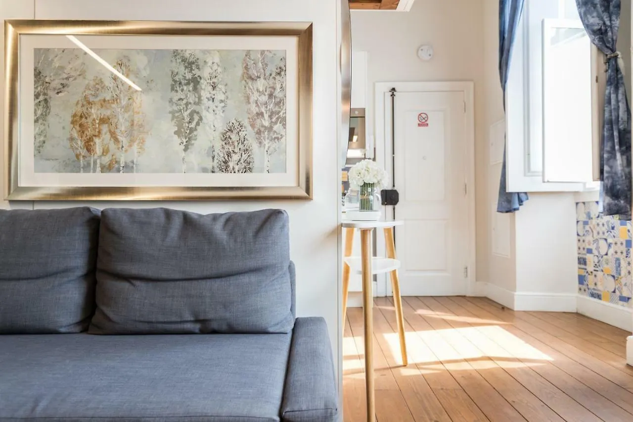 Alfama Blue Studio Loft Apartment - By Lu Holidays Lisbon